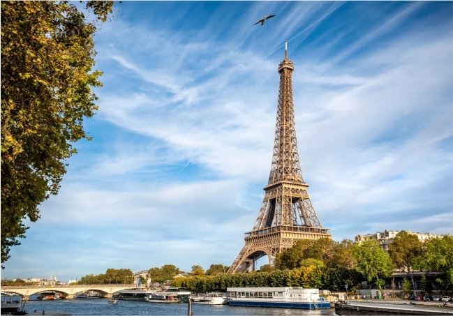 Affordable flights to Paris with The FlightsHub Australia